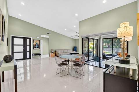 5791 Lakeview Mews Place, Boynton Beach FL - photo 9 of 98