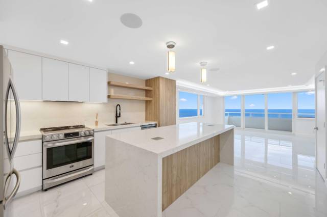Illini Condo