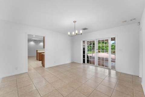 5313 Colbright Road, Lake Worth FL - photo 9 of 67