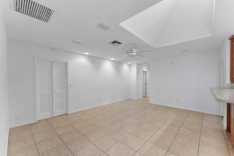 5313 Colbright Road, Lake Worth FL - photo 11 of 67