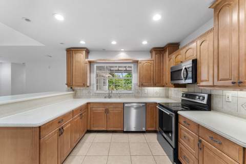 5313 Colbright Road, Lake Worth FL - photo 15 of 67