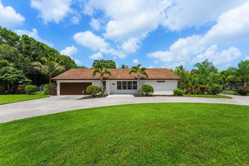 6 bedroom Single Family Residence at 5313 Colbright Road, Palm Beach Farms Co 3, Lake Worth — photo 2