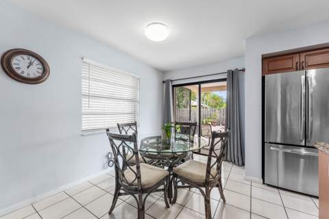 1217 NW 111th Way, Coral Springs FL - photo 9 of 26