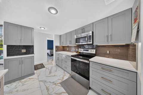 2092 SE Pyramid Road, Port St. Lucie FL - photo 18 of 58