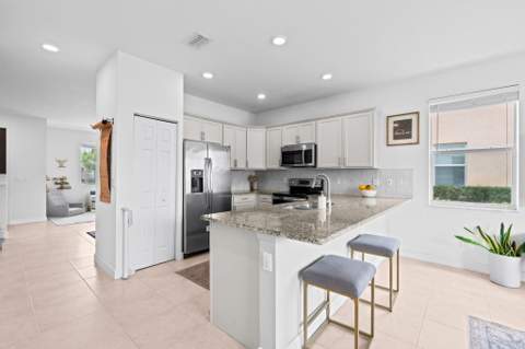 5306 Ellery Terrace, West Palm Beach FL - photo 8 of 48
