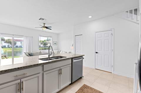 5306 Ellery Terrace, West Palm Beach FL - photo 11 of 48