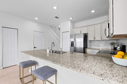 5306 Ellery Terrace, West Palm Beach FL - photo 13 of 48