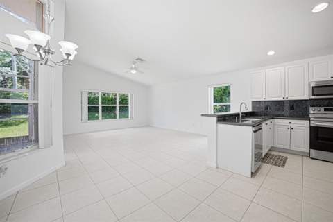 7639 Tarpon Cove Circle, Lake Worth FL - photo 8 of 81