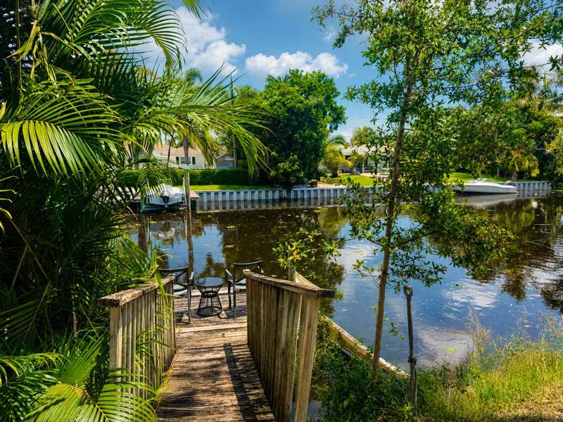 2 bedroom Townhouse at 2452 Waterside Drive, Waterside Estates, Lake Worth Beach — photo 1