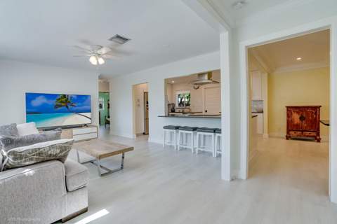 5541 NE 19th Avenue, Fort Lauderdale FL - photo 10 of 29