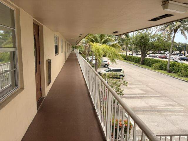 2 bedroom Condominium at 7205 W Atlantic Boulevard #206, Oriole Gardens 1 Condo, Margate — photo 2