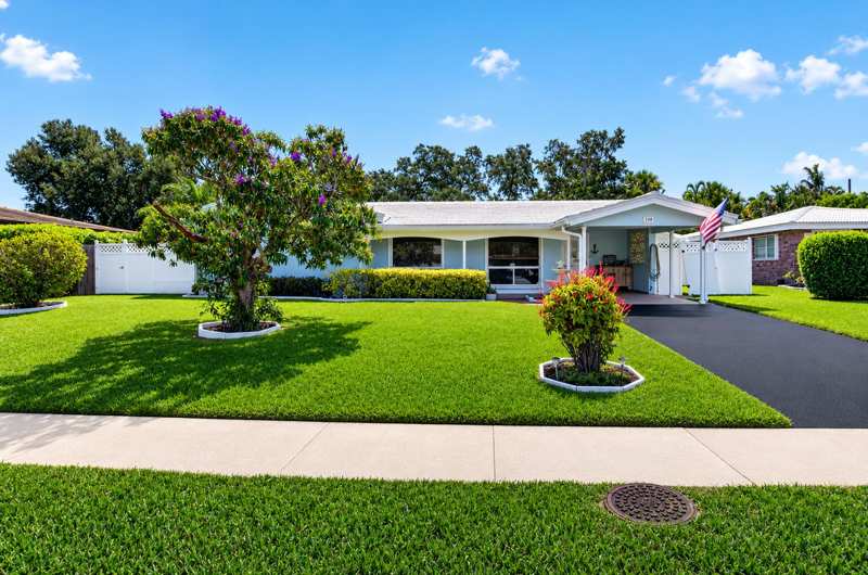 2 bedroom Single Family Residence at 200 SW 7th Avenue, Royal Oak Hills 1st Sec, Boca Raton — photo 1