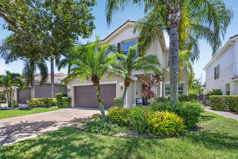 5 bedroom Single Family Residence at 8218 Adrina Shores Way, Canyon Trails, Boynton Beach — photo 2