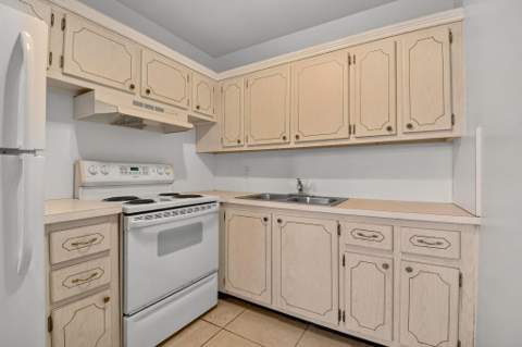 162 Easthampton G, West Palm Beach FL - photo 8 of 34