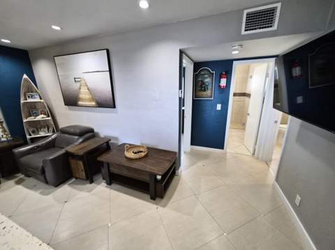 1815 N Surf Road #503, Hollywood FL - photo 9 of 38