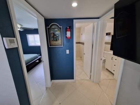 1815 N Surf Road #503, Hollywood FL - photo 10 of 38