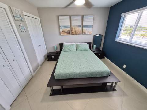 1815 N Surf Road #503, Hollywood FL - photo 12 of 38