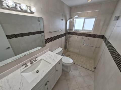1815 N Surf Road #503, Hollywood FL - photo 14 of 38