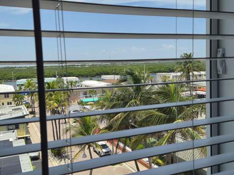1815 N Surf Road #503, Hollywood FL - photo 23 of 38