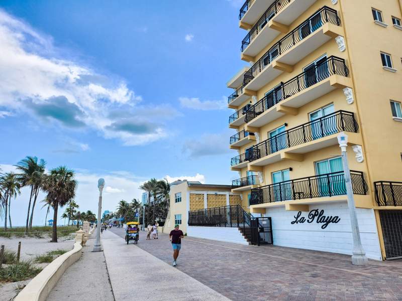 2 bedroom Condominium at 1815 N Surf Road #503, La Playa Condominiums, Hollywood — photo 2