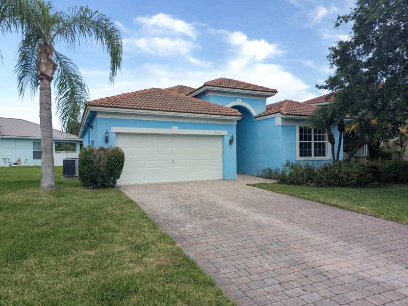 3 bedroom Single Family Residence at 2119 NW Marsh Rabbit Lane, Pineapple Plantation, Jensen Beach — photo 1