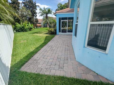 2119 NW Marsh Rabbit Lane, Jensen Beach FL - photo 23 of 24