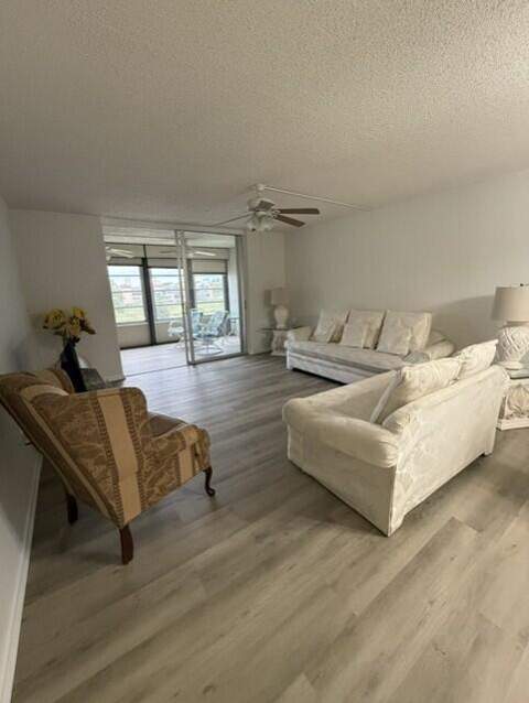 7210 Lake Cir Drive #401, Margate FL - photo 14 of 24