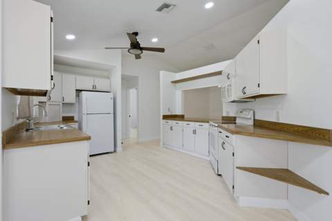 7380 155th Place, Palm Beach Gardens FL - photo 14 of 44