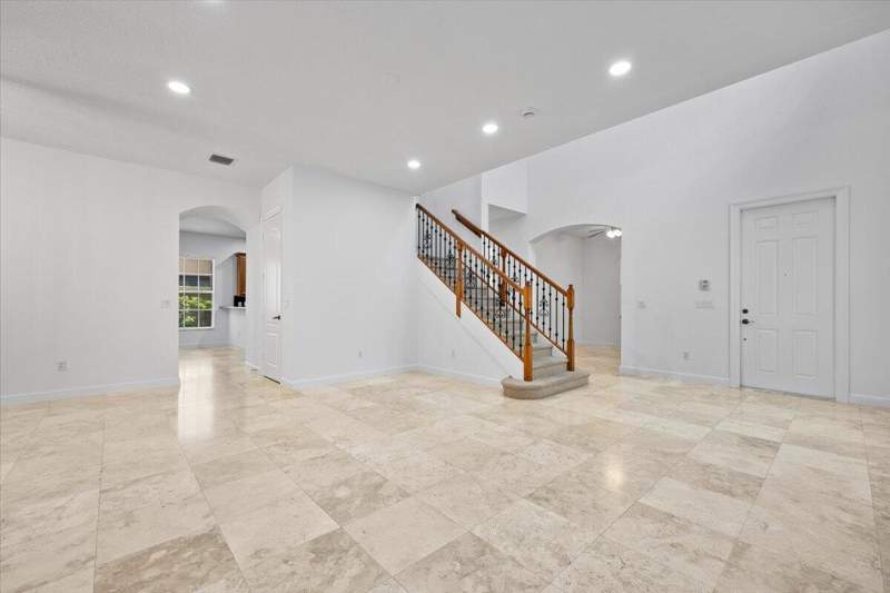 4 bedroom Single Family Residence at 1049 Vintner Boulevard, Evergrene, Palm Beach Gardens — photo 4