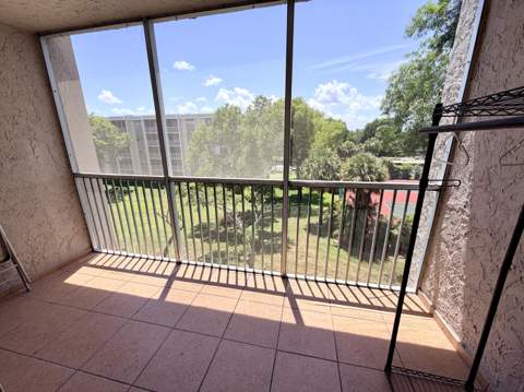 1100 NW 87th Avenue #406, Coral Springs FL - photo 13 of 18