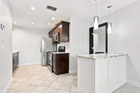 2480 SE Garden Terrace #507, FL - photo 10 of 30