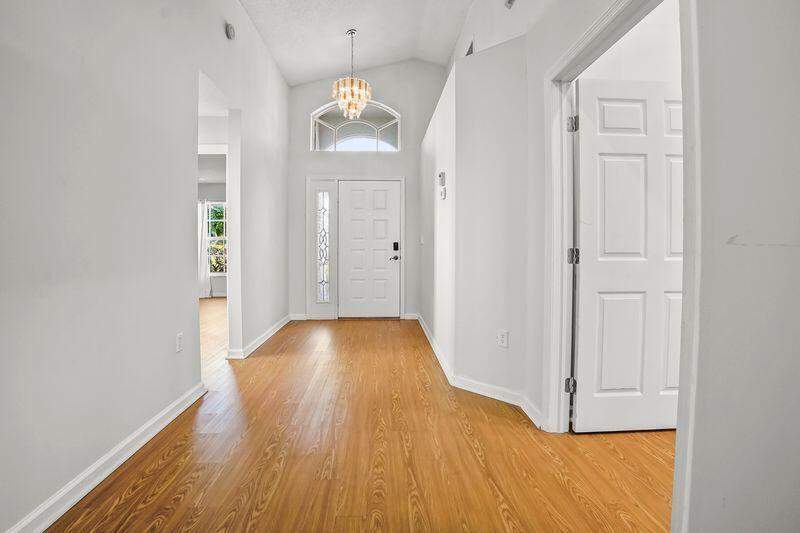 3 bedroom Single Family Residence at 5025 Robino Circle, Cypress Lakes 12, West Palm Beach — photo 4
