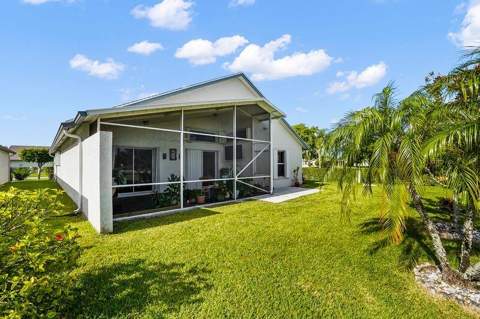5025 Robino Circle, West Palm Beach FL - photo 9 of 18