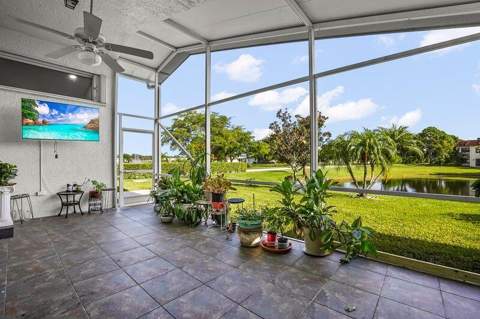 5025 Robino Circle, West Palm Beach FL - photo 12 of 18