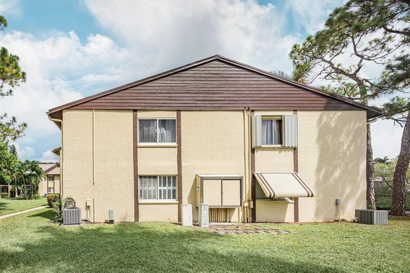 2 bedroom Condominium at 311 Pine Ridge Circle #B-1, Pine Ridge III Condo, Greenacres — photo 2