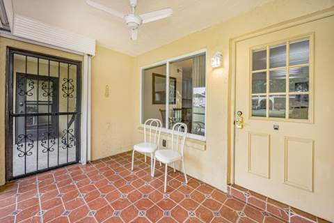 311 Pine Ridge Circle #B-1, Greenacres FL - photo 10 of 32