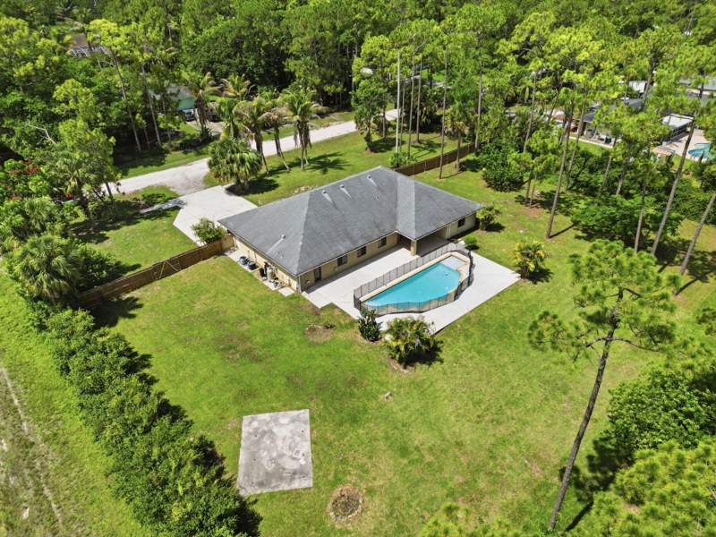 4 bedroom Single Family Residence at 15731 85th Road, Loxahatchee, Loxahatchee — photo 3