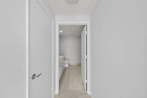 550 Okeechobee Boulevard #1609, West Palm Beach FL - photo 22 of 56