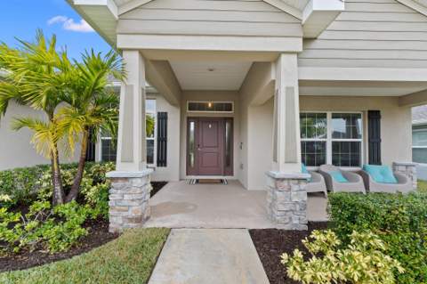 8324 Amalfi Circle, Fort Pierce FL - photo 10 of 65