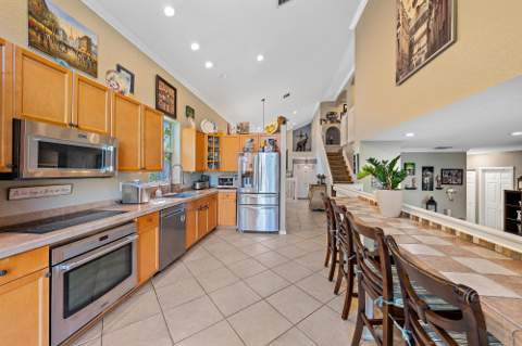 1267 Gembrook Court, Royal Palm Beach FL - photo 10 of 40