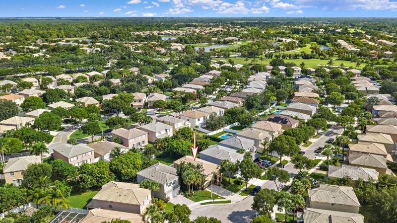 4 bedroom Single Family Residence at 1267 Gembrook Court, Madison Green Pl 1 Pars A, H & K Repl, Royal Palm Beach — photo 3