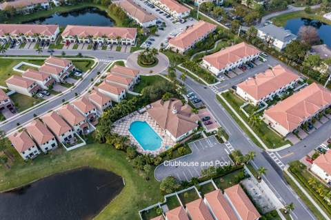 2004 Sugar Maple Drive, Riviera Beach FL - photo 18 of 37
