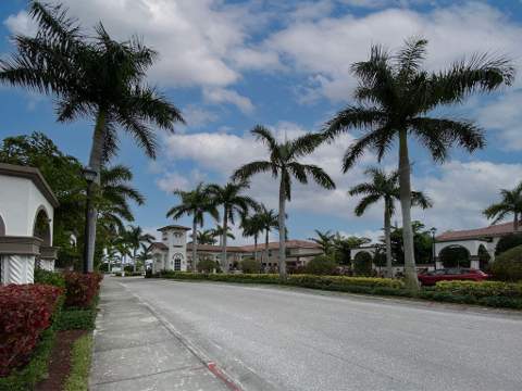 2004 Sugar Maple Drive, Riviera Beach FL - photo 24 of 37