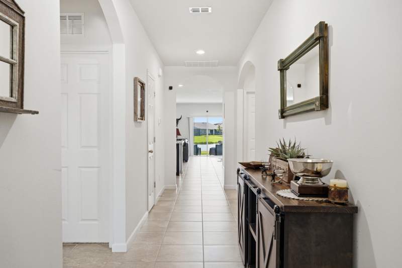 4 bedroom Single Family Residence at 3300 Homestead Drive, Creekside Plat No. 4, Fort Pierce — photo 4