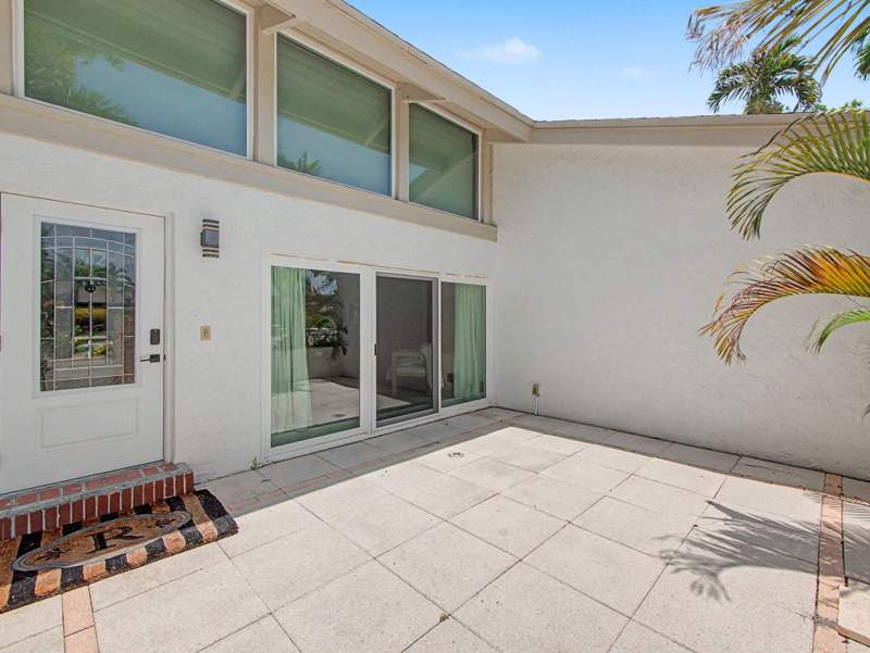 3 bedroom Single Family Residence at 21521 Sassafras Road, Amberwoods Of Boca 2nd Add, Boca Raton — photo 3