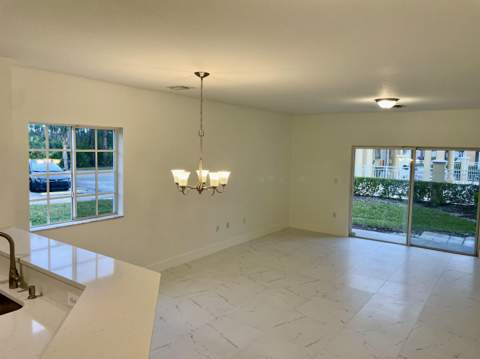 4987 SE Mariner Garden Circle, Stuart FL - photo 9 of 20
