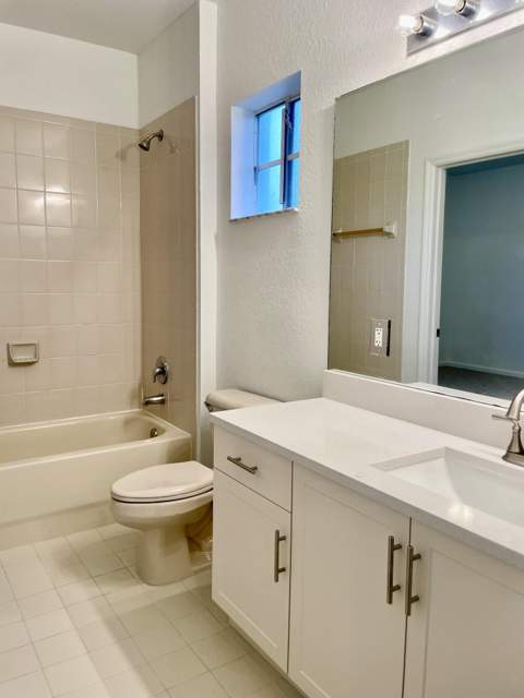 4987 SE Mariner Garden Circle, Stuart FL - photo 11 of 20