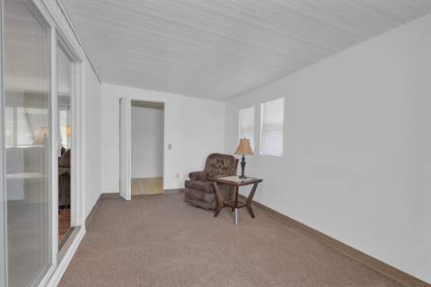 140 NE Pinelake Village Boulevard, Jensen Beach FL - photo 18 of 59
