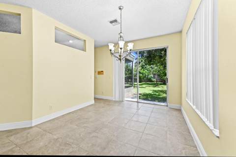 7570 Prescott Lane, Lake Worth FL - photo 8 of 51