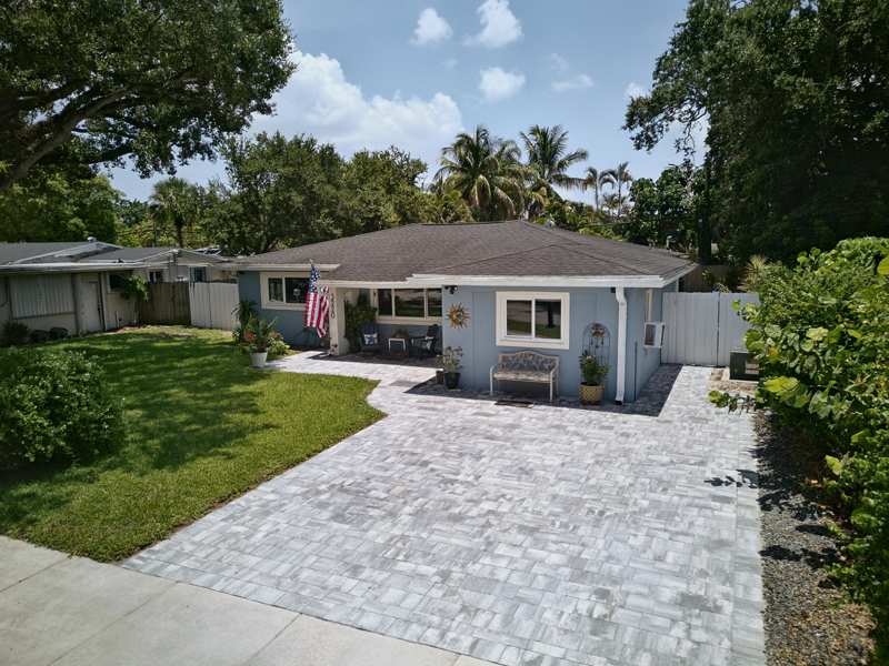 4 bedroom Single Family Residence at 3220 SW 16th Court, Riverland Village Sec 1-Replat, Fort Lauderdale — photo 1
